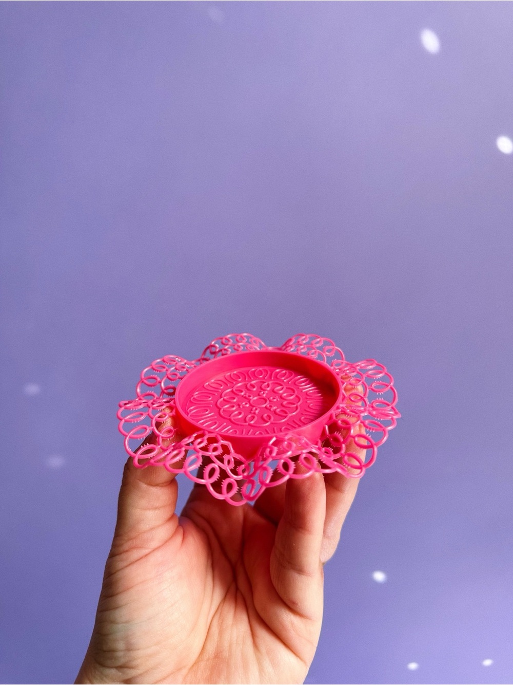 Vintage Lustro-Ware Plastic Lace Ruffled Edge Coasters Set of 6 Original Box - Picture 5 of 8